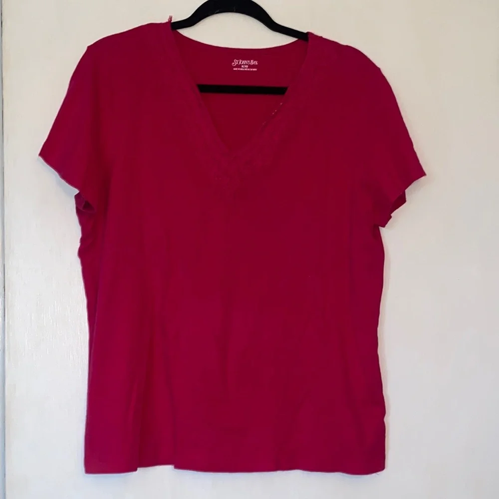 5/$20 St. John’s bay top